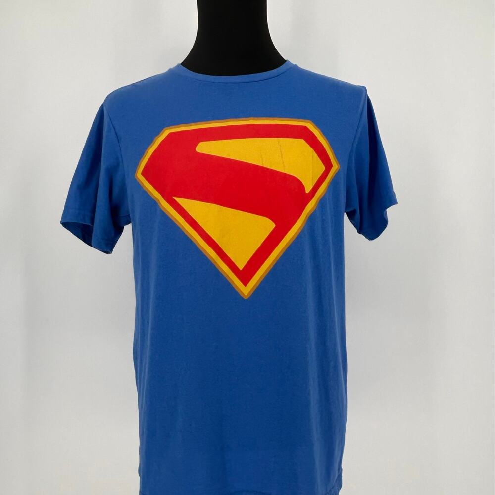 Superman 2025 Movie S Shield Logo T-Shirt DC Studios Blue Size M
